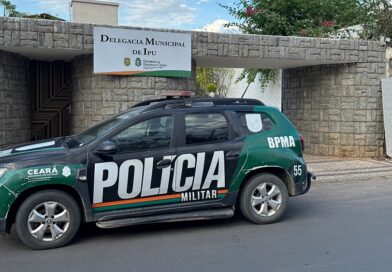 BPMA da PMCE prende homem e apreende espingarda e materiais de caça na CE-187, em Ipu