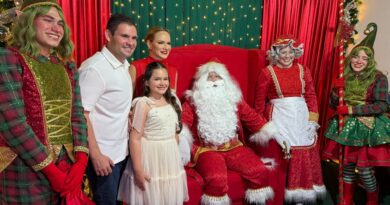 Noite de Natal encanta famílias na Praça da Matriz em Reriutaba