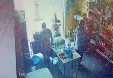 Mulher assalta mercearia no Centro de Ipu e foge com dinheiro do caixa