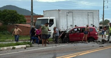 Acidente na BR-222 deixa cinco pessoas feridas em Sobral, no Ceará