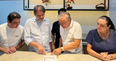 Com apoio de Cid Gomes, Antônio Martins se filia no PSB e confirma projeto rumo à Câmara Federal