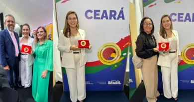 Pires Ferreira conquista o Selo Ouro no Compromisso Nacional Criança Alfabetizada e recebe ônibus escolar