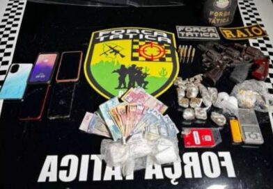 PMCE prende cinco suspeitos e apreende armas, drogas, dinheiro, celulares e veículos após série de roubos entre Viçosa do Ceará e Tianguá