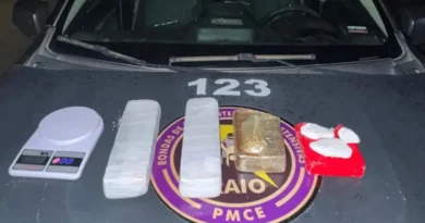 Polícia apreende mais de 2,9 kg de drogas em imóvel abandonado na zona rural de Ipueiras