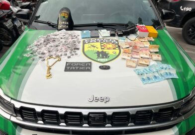 PMCE apreende entorpecentes e mais de R$ 2 mil e prende suspeito em Sobral