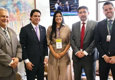 Prefeita Milena Damasceno anuncia R$ 1,8 milhão em recursos para Ipu após agenda em Brasília