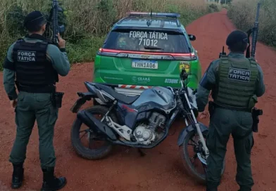 PM aborda motocicleta com sinais de adulteração na região serrana de Ipu