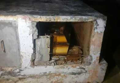 Homem em surto invade sepultura e retira ossos de caixão no cemitério de Ipueiras