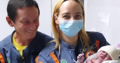 Bebê nasce dentro de uma ambulância do Samu durante atendimento em Tianguá
