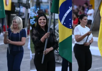 Desfile Cívico das escolas municipais conta a história dos 186 anos de Ipu na Praça de Iracema