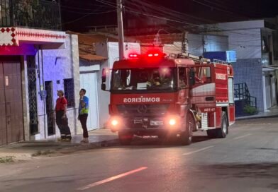 Casa registra foco de incêndio no bairro Alto dos Quatorze em Ipu