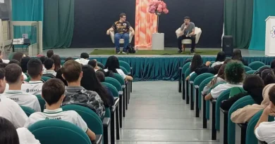 Mesa-redonda na EEEP Antônio Tarcísio Aragão promove debate sobre memória e identidade de Ipu