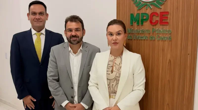 Prefeita de Pires Ferreira anuncia articulações para realização de novo concurso público com previsão de 70 vagas