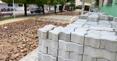 Prefeitura de Ipu inicia instalação de piso intertravado no Quadro da Igrejinha