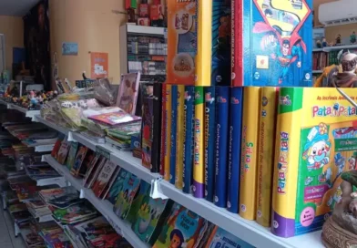 Livraria Estação 10: nova loja e queima total